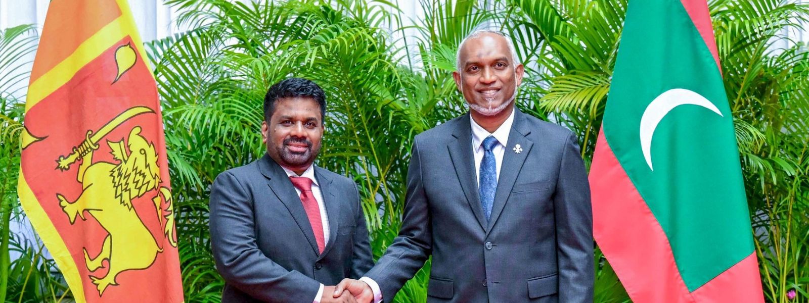 Pres, Maldivian President Hold Bilateral Talk
